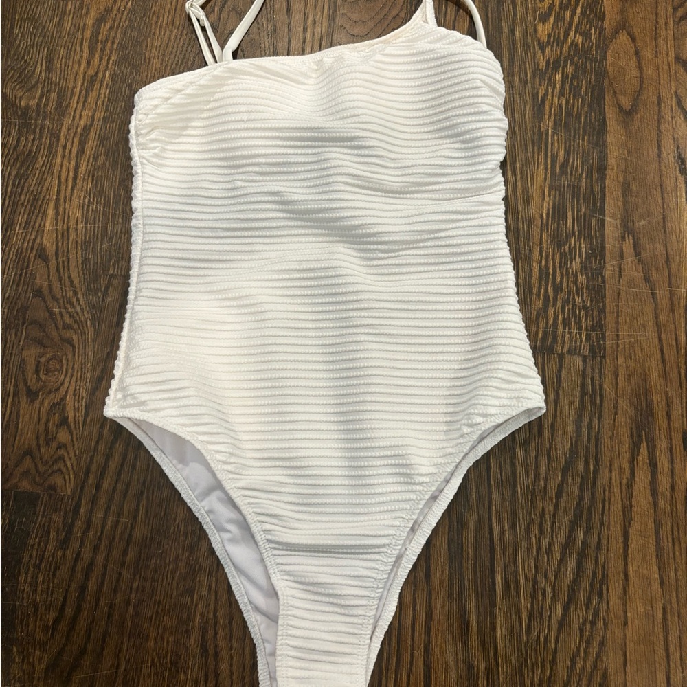 Chic White Ribbed One-Piece Swimsuit